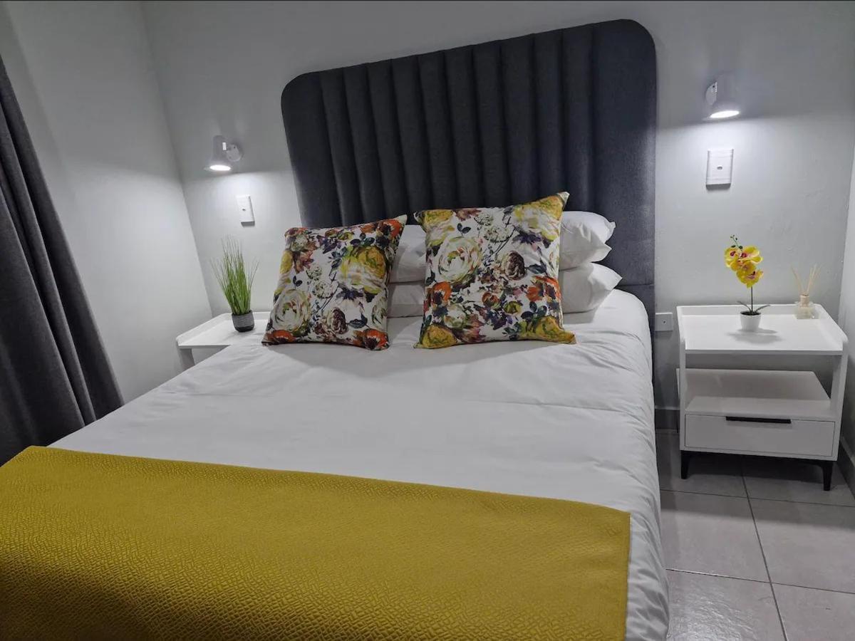Blooming Rose Bed And Breakfast ポロクワネ 部屋 写真